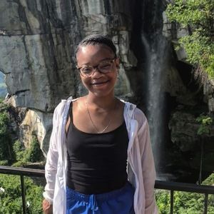 Meet your Posher, Faith